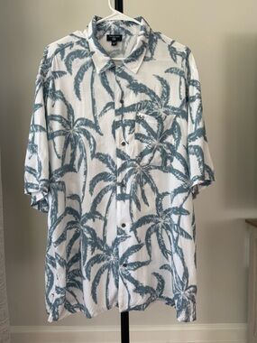 True Religion Men’s Hawaiian Shirt Palm Tree Print Blue White XXL Short Sleeve